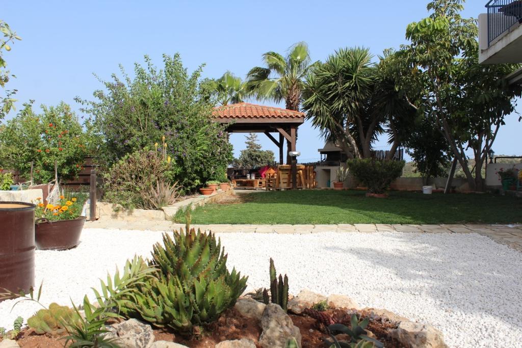 Villa Zenovia Garden House Pissouri Exterior foto